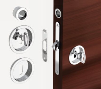 Zámek S - LOCK na klíč s kulatými mušlemi , barva:Chrom