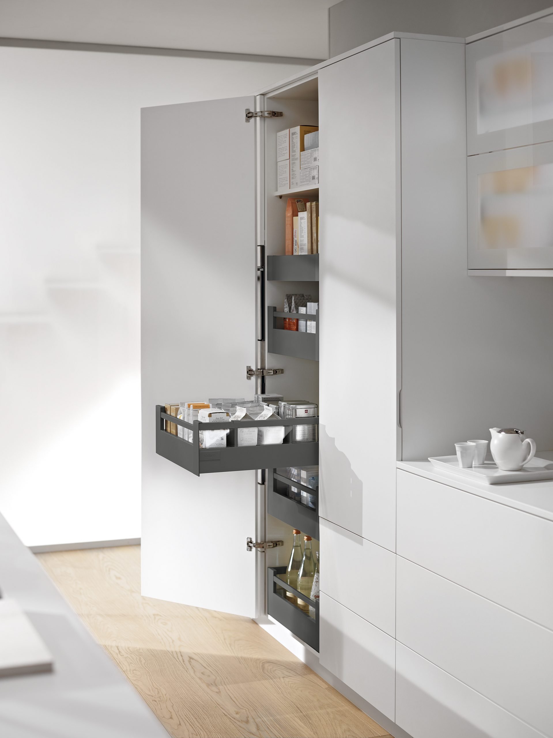 Cemux kování pro potravinovou skříň A Box antracit modul 600 mm