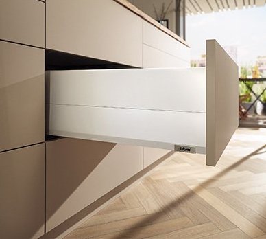 Merivobox 40 kg bílá E Boxcap 300 mm Blumotion/TOB