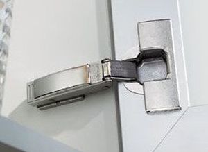 Nábytkové kování Blum závěsy