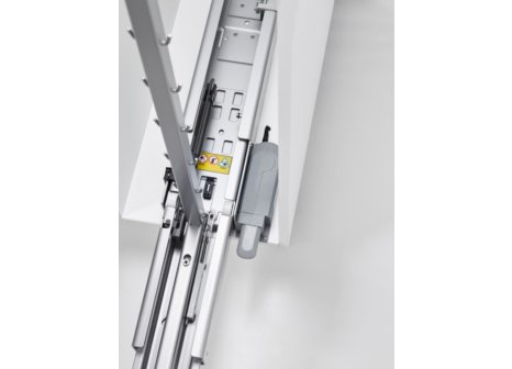 KESSEBÖHMER bezúchytkové otevírání pro Dispensa eTouch+