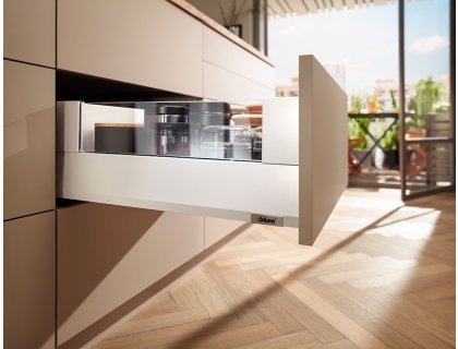 Merivobox 40kg bílá E Boxcover 500mm Blumotion/TOB