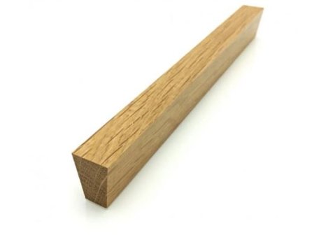 Úchytka Hubert dřevěná dub lakovaný - 64 mm