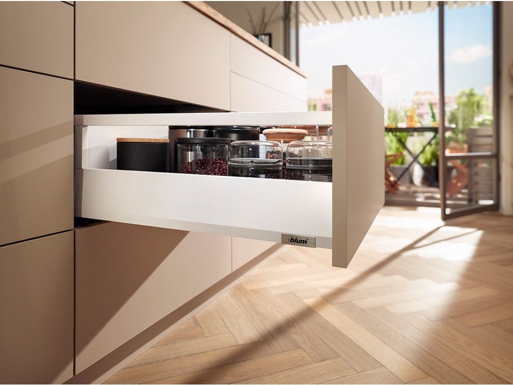 Merivobox 70kg bílá E 600mm Blumotion/TOB