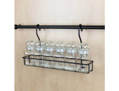 Police na sadu kořenek jednostupňová