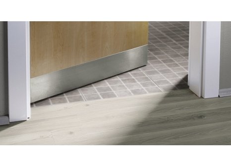 Samolepící okopový plech výška 150 mm