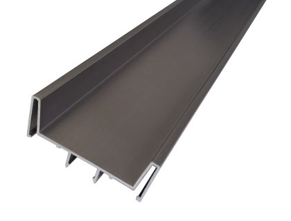 Profil vertikální středový 4500 mm černá mat