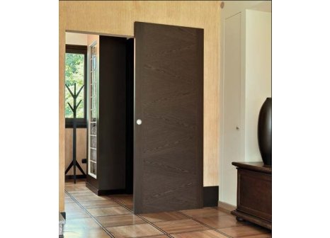 Skryté kování na posuvné interiérové dveře